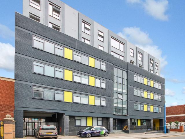 Apartment for rent in The Cronehills, West Bromwich