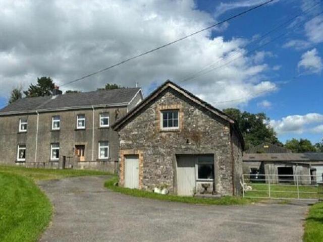 House for sale in Llandeilo, Wales