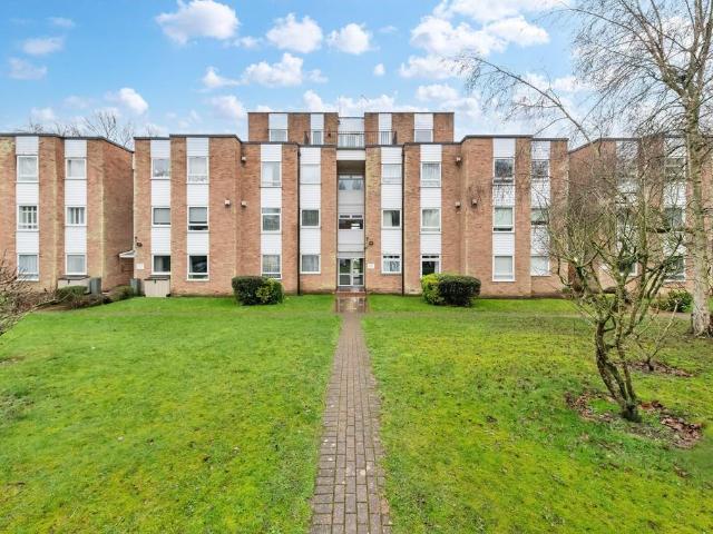 Apartment for rent in Kings Hill, Colliers End