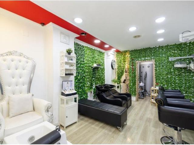 Local Comercial en alquiler en La Granada, Zaidín - Vergeles
