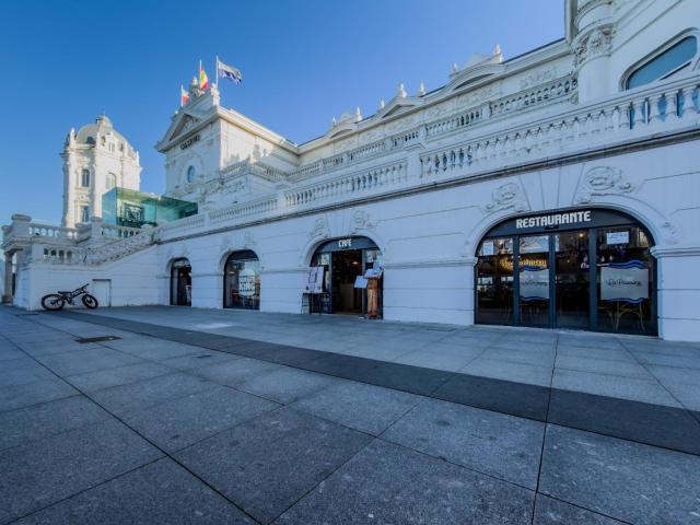 Local Comercial en alquiler en Cueto, Santander