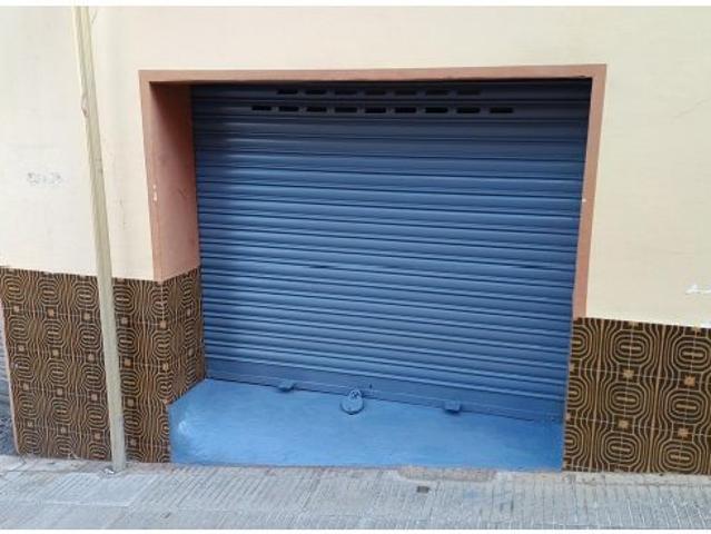Local Comercial en alquiler en Olesa de Montserrat, Barcelona