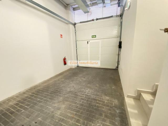 Nave en venta en Alcorcón, Torres Bellas