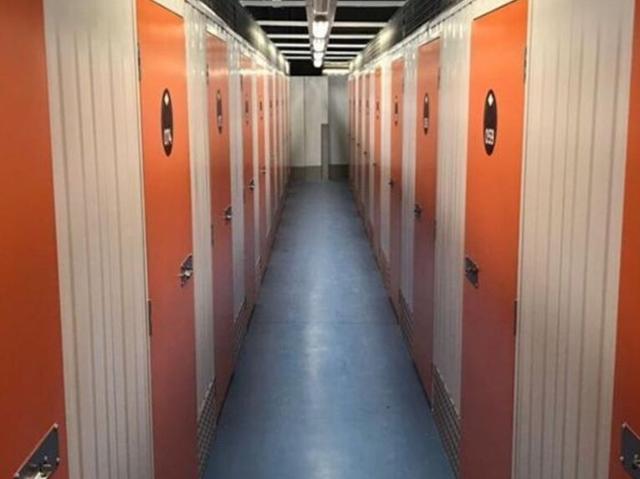 Nave en venta en Ciudad Lineal, Madrid
