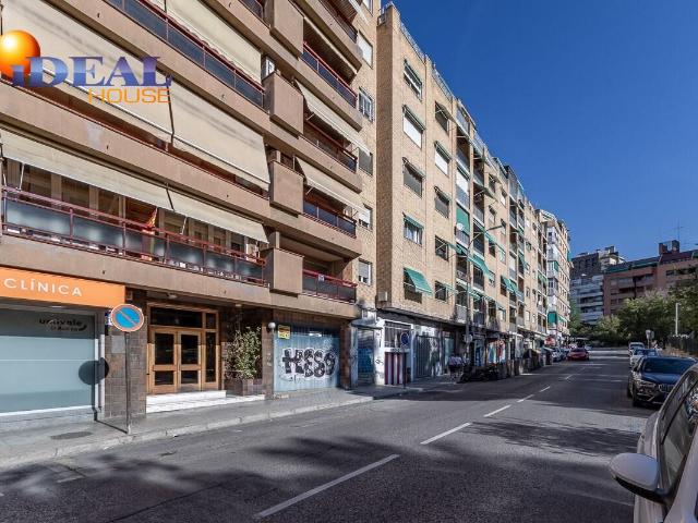 Nave en venta en Granada, Centro - Sagrario