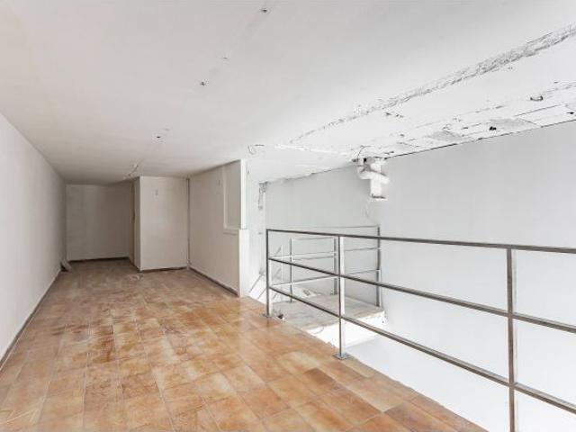 Local Comercial en alquiler en Sanfeliu, l'Hospitalet de Llobregat