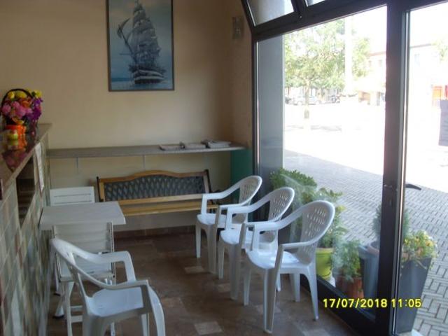 Locale Commerciale in vendita a Unione Terre e Fiumi, Copparo