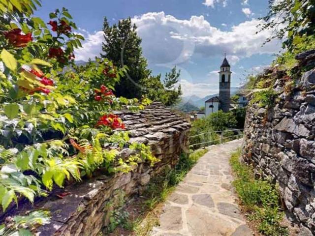Einfamilienhaus kaufen in Centovalli, Tessin