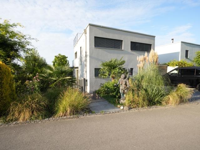 Einfamilienhaus mieten in Berlingen, Thurgau