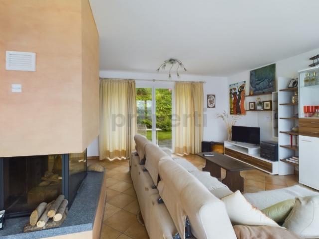 Einfamilienhaus kaufen in Gerra, Gambarogno, Tessin