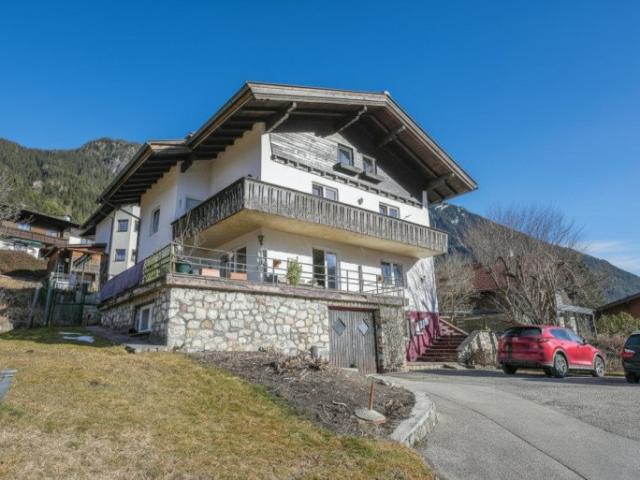 Mehrfamilienhaus kaufen in Eben, Tirol