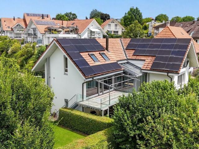 Einfamilienhaus kaufen in Lyss, Bern