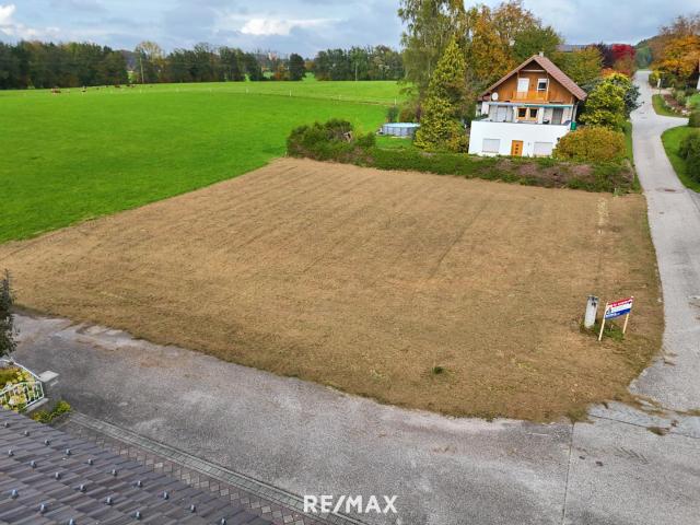 Grundstück kaufen in Moosdorf, Oberösterreich