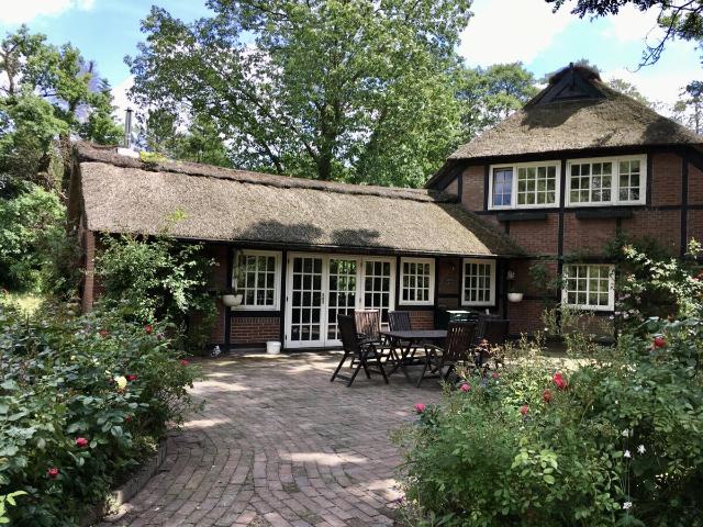Villa kaufen in Halstenbek, Kreis Pinneberg