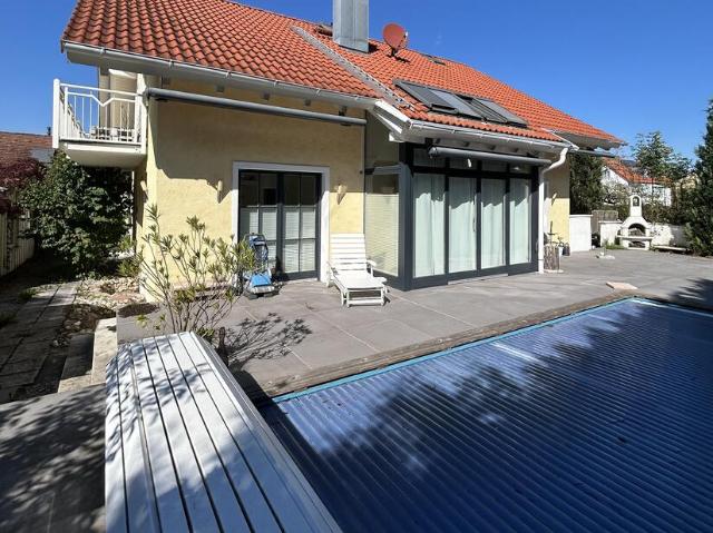 Villa kaufen in Emmering, Bayern