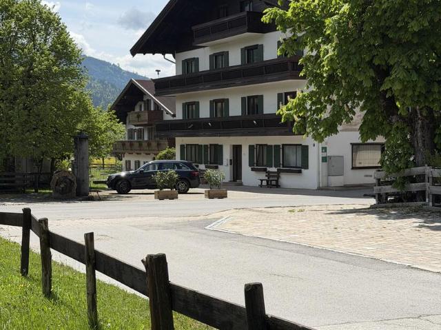 Dachgeschosswohnung kaufen in Reit im Winkl, Landkreis Traunstein