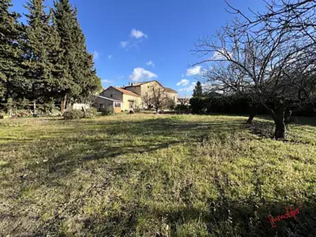 Maison vente à Carpentras, Travaillan