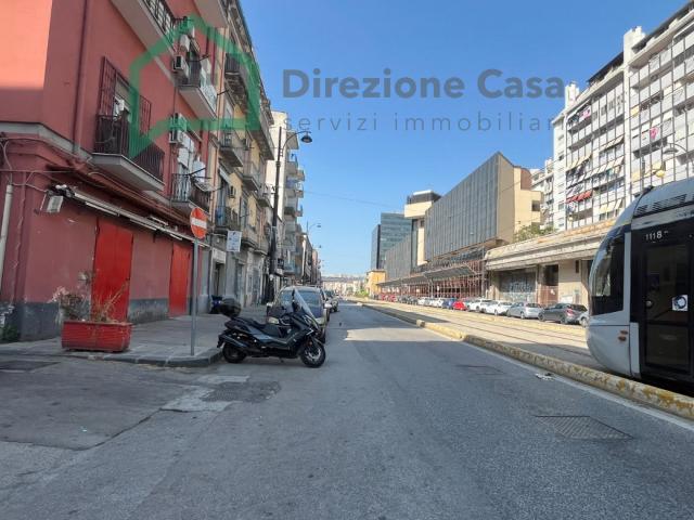 Appartamento in affitto a Municipalità 4, Campania