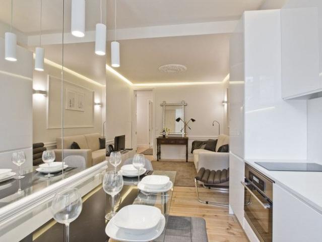 Apartamento alugar em Avenidas Novas, Lisboa