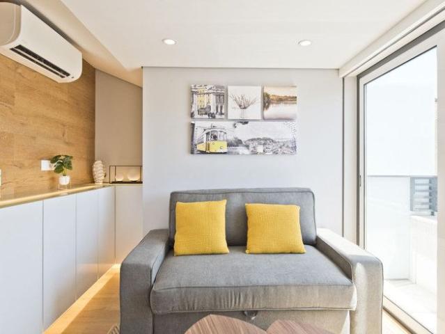 Apartamento alugar em Estrela, Lisboa