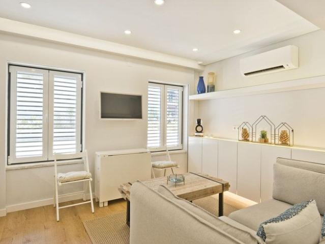 Apartamento alugar em Estrela, Lisboa