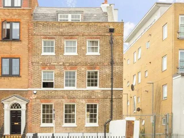 Apartment for rent in Shacklewell, Greater London