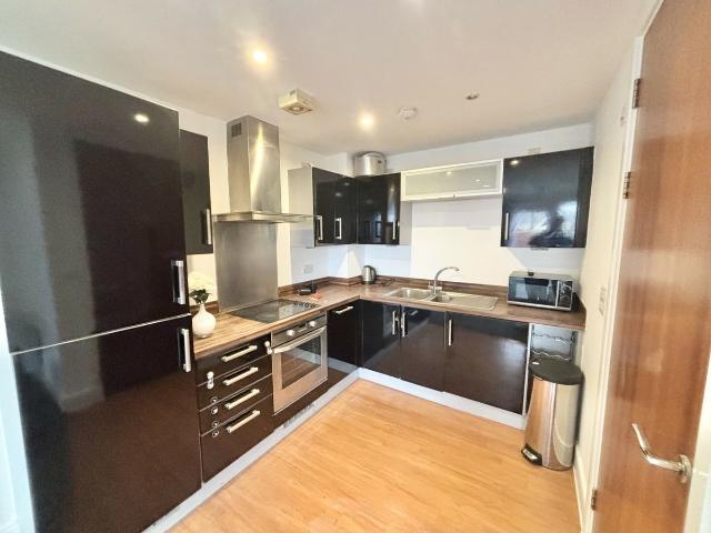 Apartment for rent in Nangreaves, Wales