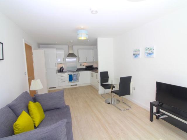 Apartment for rent in SA1 Swansea Waterfront, Nangreaves