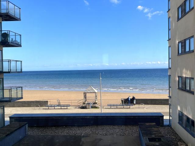 Apartment for rent in Waterfront, Swansea
