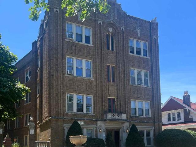 Apartment for rent in Lakewood, Ohio