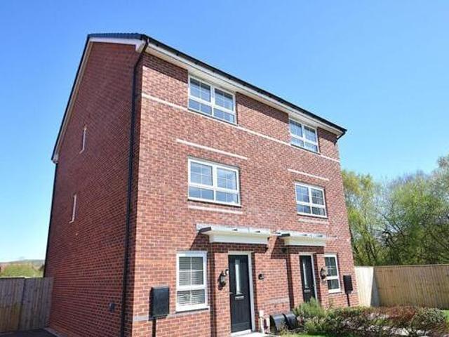 House for sale in Moss Rose, Macclesfield