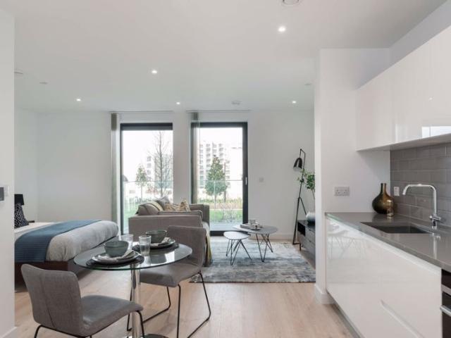 Studio for rent in Silvertown, Greater London