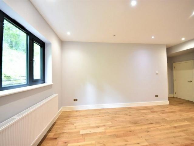 House for rent in Beaconsfield and Chepping Wye Community Board, Loudwater