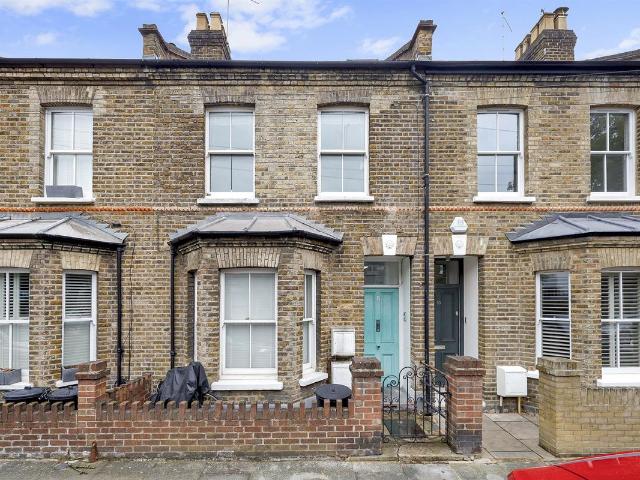 House for rent in North Kensington, Greater London
