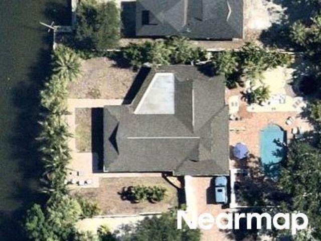 House for sale in Bailey Hall, Siesta Key