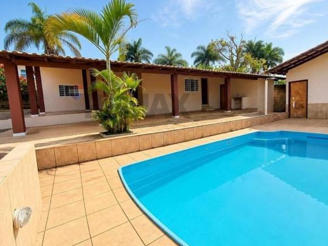 Casa venda em Região Geográfica Imediata do Distrito Federal, Região Integrada de Desenvolvimento do Distrito Federal e Entorno