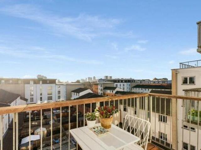 House for rent in Lyons, Greater London