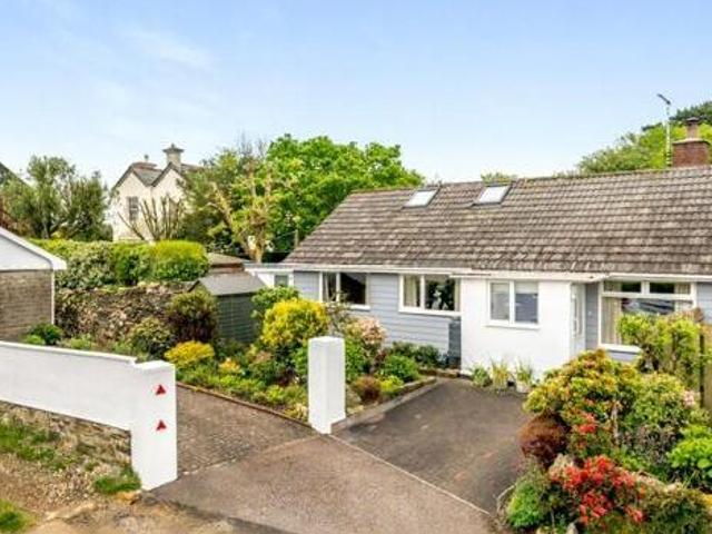 House for sale in Lamellion, Cornwall