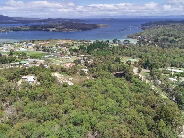 Land for sale in Nubeena, Tasmania