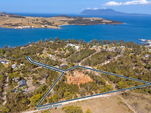 Land for sale in Triabunna, Tasmania
