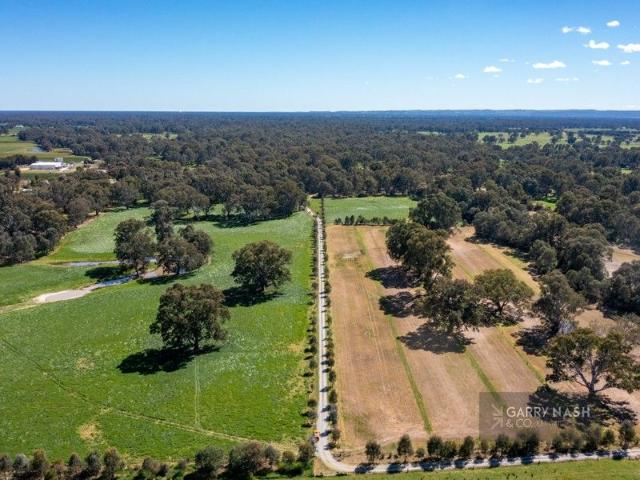 Cottage for sale in Victoria