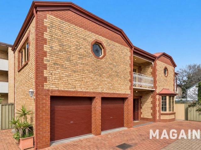 Townhouse for sale in Horseshoe Creek, South Australia