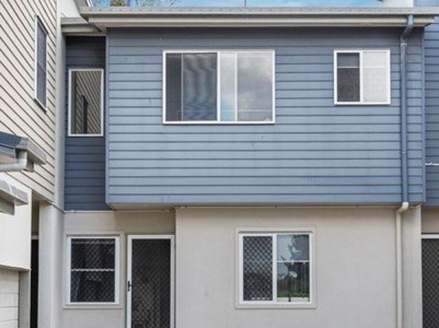 Townhouse for rent in Methul, Queensland