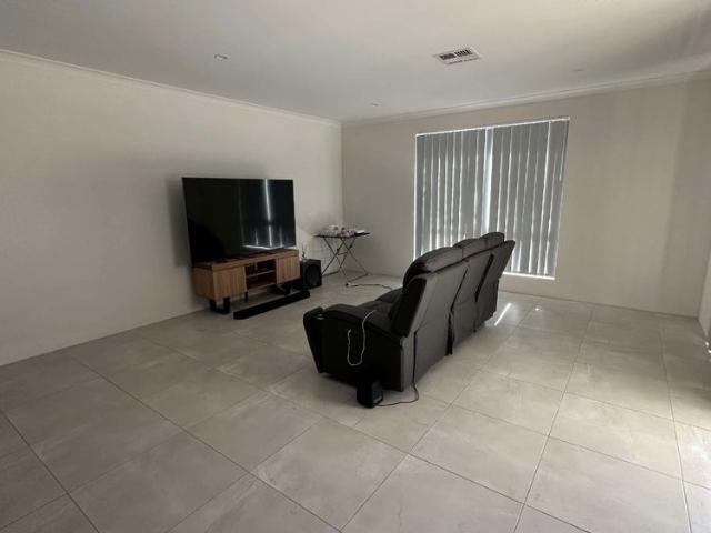 Room for rent in Western Australia