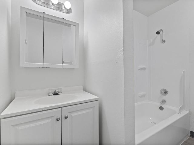 Apartment for rent in Oregonia
