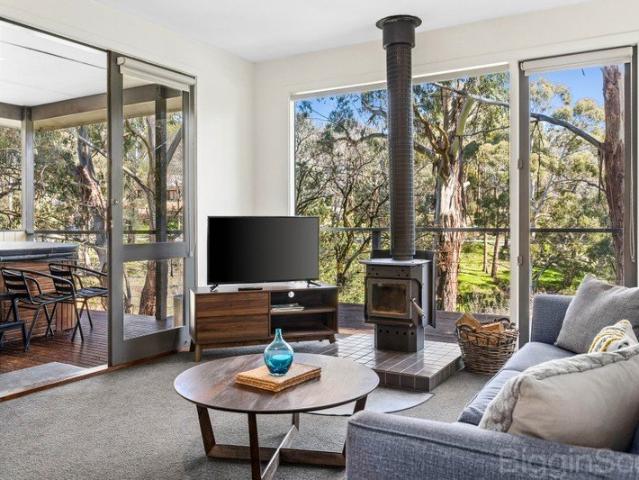 Villa for sale in Hepburn Springs, Victoria