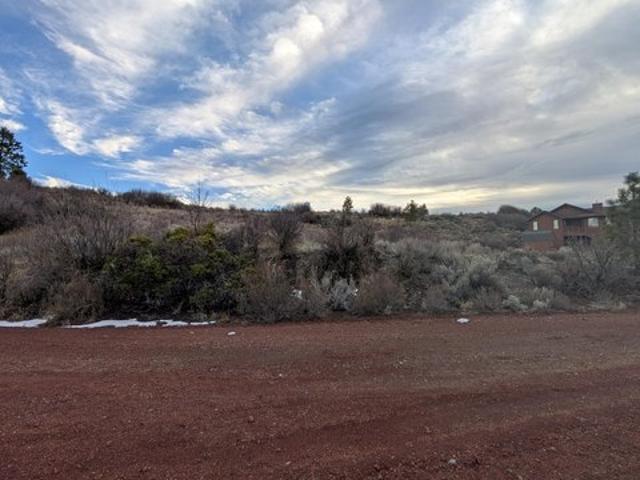 Land for sale in Chiloquin, Klamath County