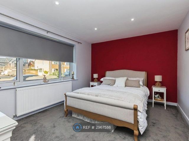 House for rent in Golden Valley, Gloucestershire