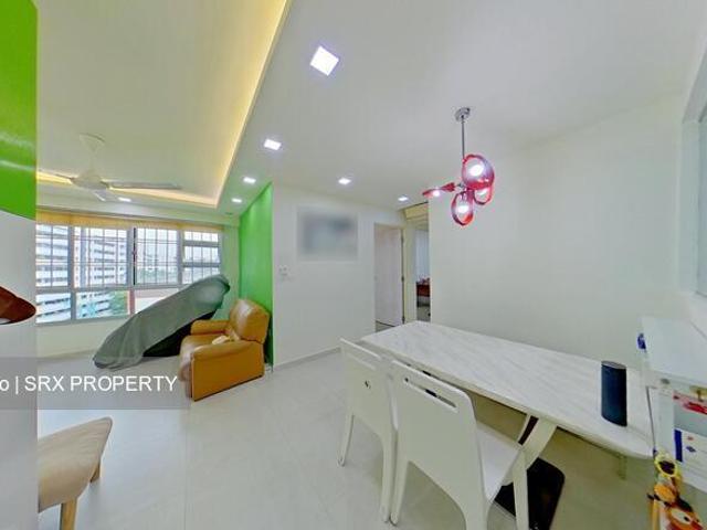 Detached House for sale in 23 North West