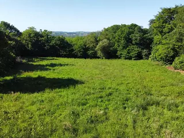 Terrain vente à Guingamp, Bretagne